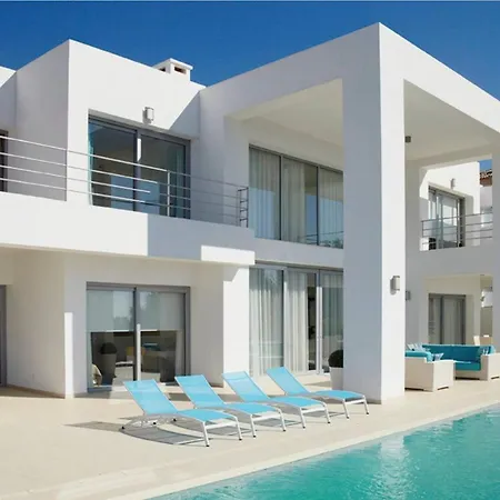 Villa 5 Bed